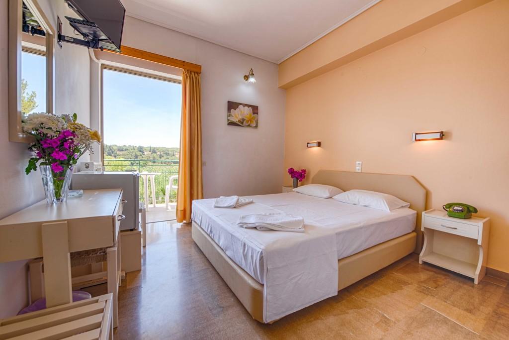 Ionis Hotel Troianata ภายนอก รูปภาพ
