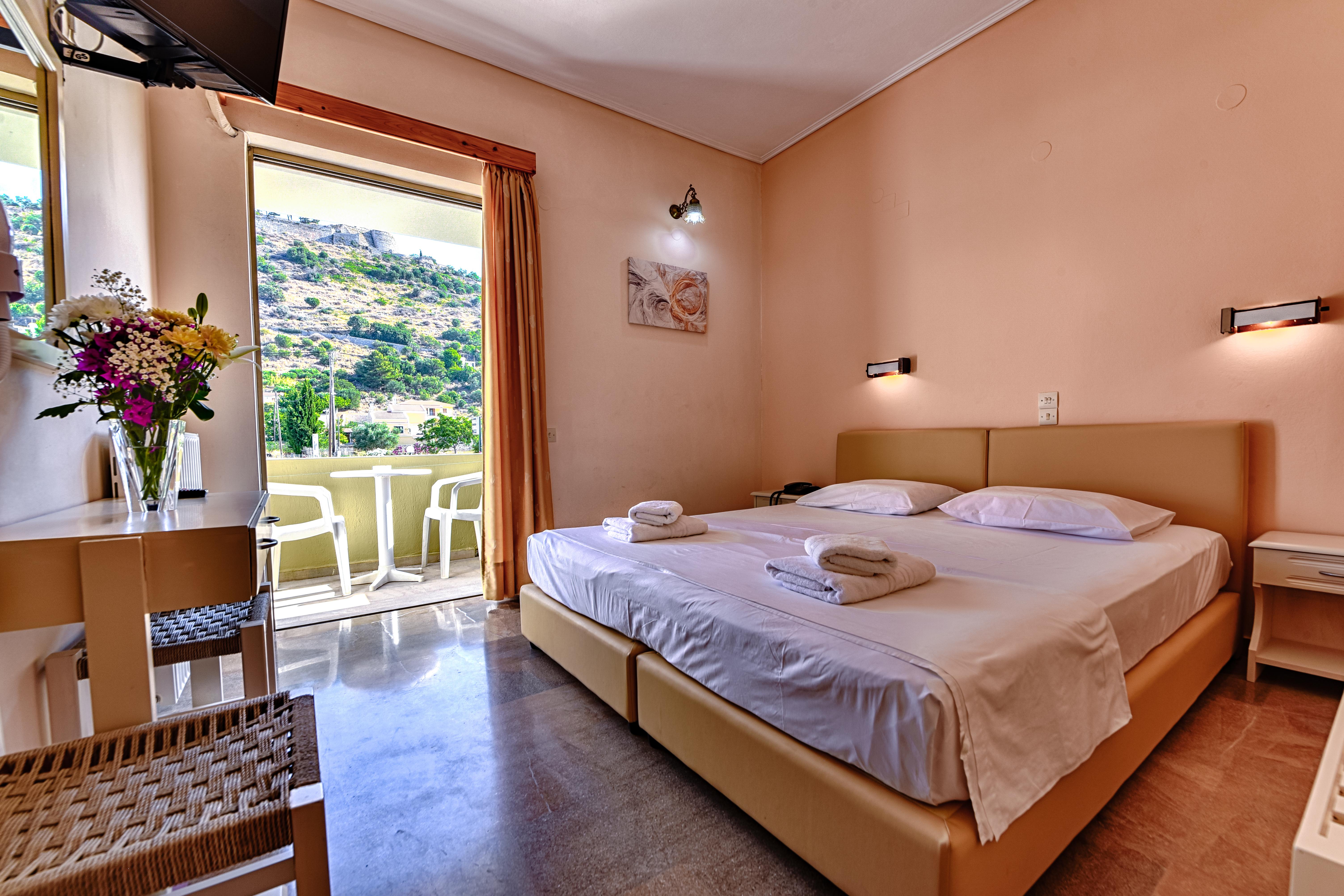 Ionis Hotel Troianata ภายนอก รูปภาพ